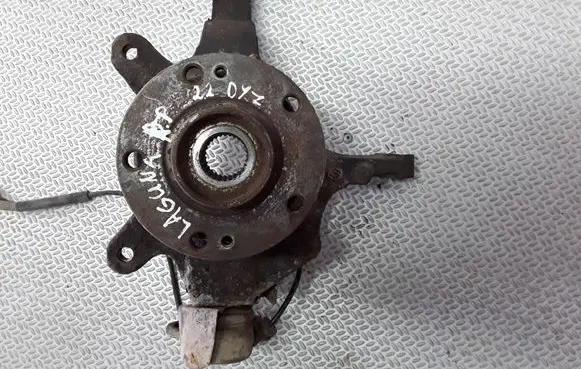 Renault Laguna II Front wheel hub