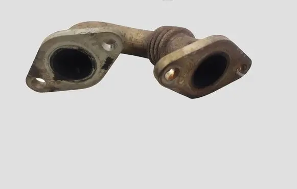 Volkswagen PASSAT B6 EGR valve line/pipe/hose 03G131521AM