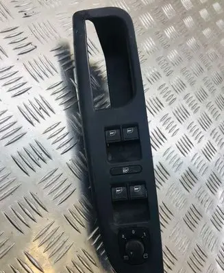 Volkswagen Jetta V Electric window control switch 1K4868049C