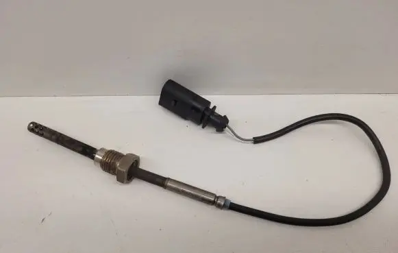 Audi A4 S4 B8 8K Exhaust gas temperature sensor 03L906088D