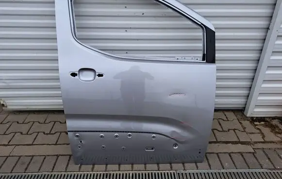 Citroen Berlingo Front door 