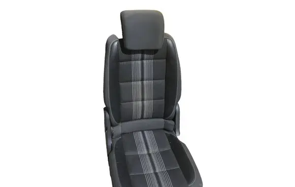 Volkswagen Touran II Rear seat 