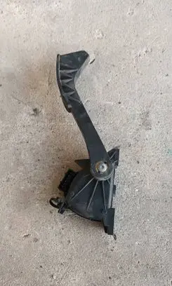 Volvo S70 V70 V70 XC Accelerator throttle pedal 00776921 9209745 E149