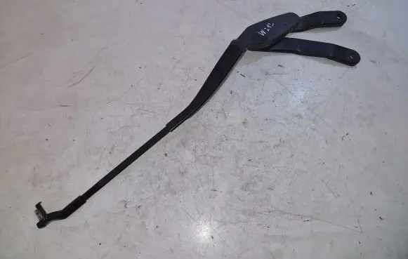 Mercedes-Benz E W212 Front wiper blade arm A2128200944