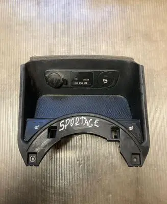 KIA Sportage Other center console (tunnel) element 846313W900