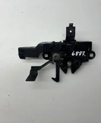 Isuzu D-Max Engine bonnet/hood lock/catch
