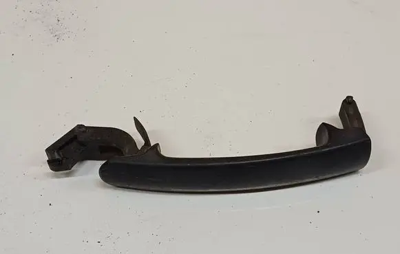Volkswagen Polo IV 9N3 Front door exterior handle 3B0837207
