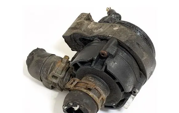 Seat Leon (5F) Oil filter mounting bracket 5C0965567
