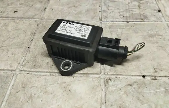 Audi A4 S4 B6 8E 8H ESP acceleration yaw rate sensor 8E0907637A 0265005245