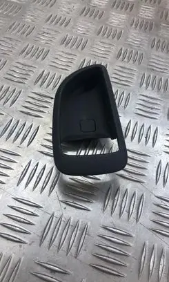 Hyundai Santa Fe Front door interior handle trim 8262126000