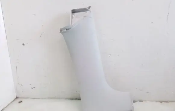 (D)pillar trim (top)
