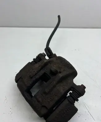 Mercedes-Benz Vaneo W414 Front brake caliper 