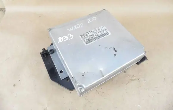 Mercedes-Benz C W202 Engine control unit/module A0265451032 0261206305 26RT0000