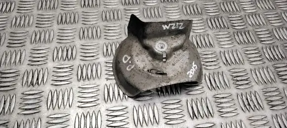 Mercedes-Benz E W212 Other engine bay part A2042411034