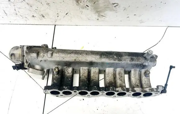 Hyundai Accent Intake manifold 