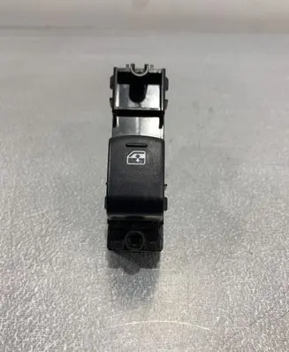 Subaru Forester SJ Electric window control switch 83071SG100
