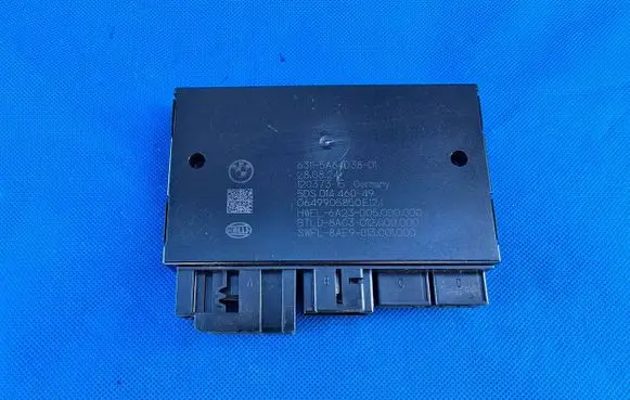 BMW 5 G60 G61 Tow bar relay 5A64D38