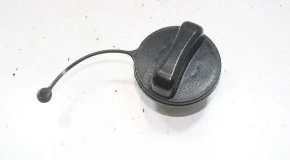 Nissan Juke II F16 Fuel tank filler cap 