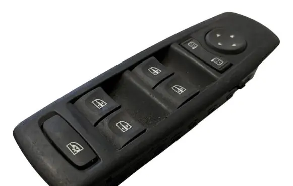 Renault Laguna III Electric window control switch 809610007R 8017068