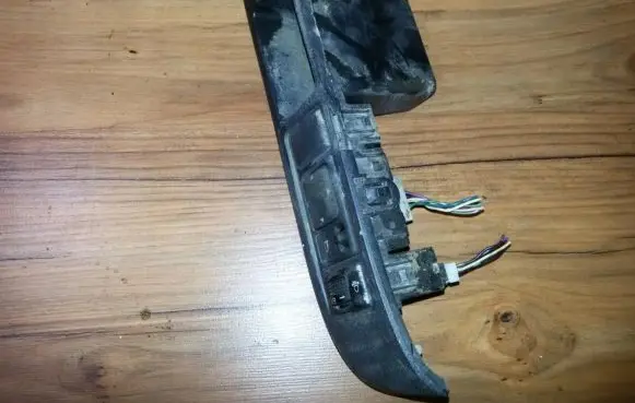Nissan Micra Wing mirror switch 68485 ax600