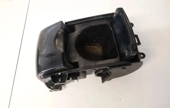 Toyota Prius (XW20) Cup holder 1a823006g 1a823-006g