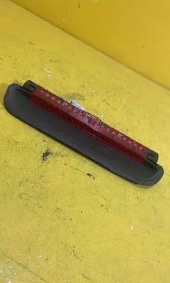 BMW 3 E92 E93 Third/center stoplight RZ3R2P2K8