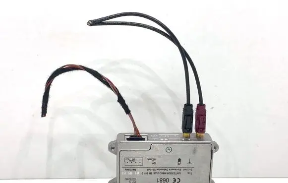 Audi A4 S4 B8 8K Bluetooth control unit module 8J0035456