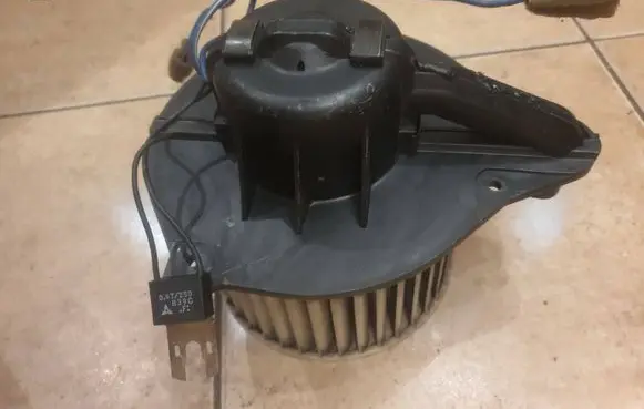 Opel Rekord D Other relay 047250 R39c
