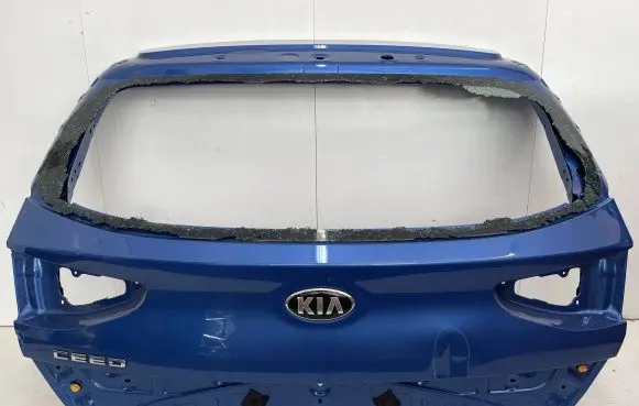 KIA Ceed Tailgate/trunk/boot lid 3098