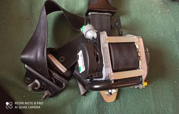 Volvo S60 Front seatbelt 616155800