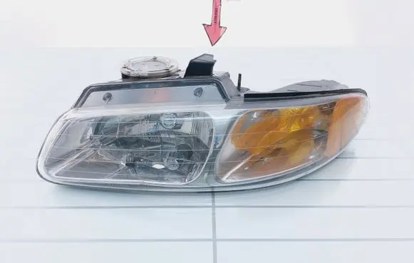 Chrysler Grand Voyager III Headlight/headlamp 180411M