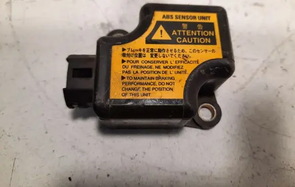 Toyota RAV 4 (XA10) ESP acceleration yaw rate sensor 47290000 8944130040