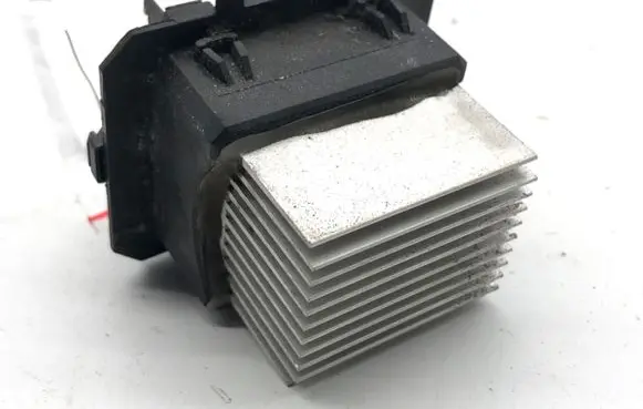 Renault Scenic III - Grand scenic III Heater blower motor/fan resistor T1000034Z