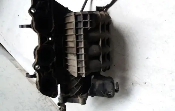 Mitsubishi Colt Intake manifold