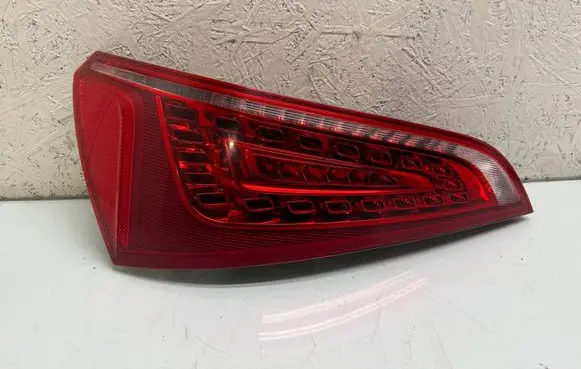 Audi Q5 SQ5 Rear/tail lights 8R0945093A