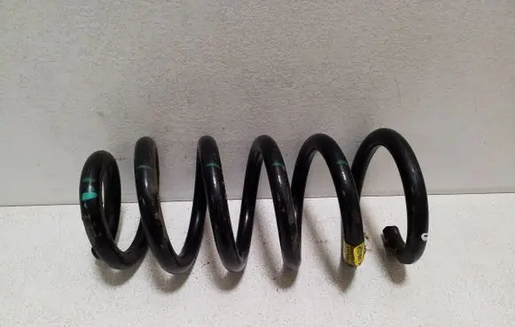 BMW X5 F15 Front coil spring 6862234