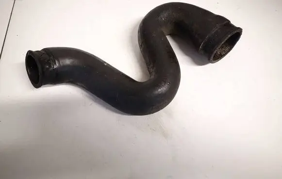 Intercooler hose/pipe