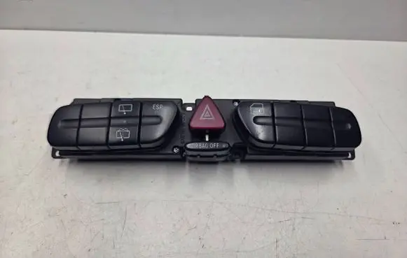 Mercedes-Benz C W203 Hazard light switch A2038210551 2038210551
