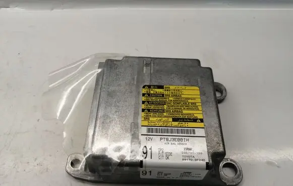 Toyota Corolla Verso AR10 Airbag control unit/module 891700F031 235731103