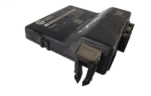 Volkswagen Caddy Gateway control module 1K0907530F 1K0907951