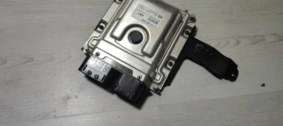 KIA Rio Engine control unit/module 3911703381 G91GP2103