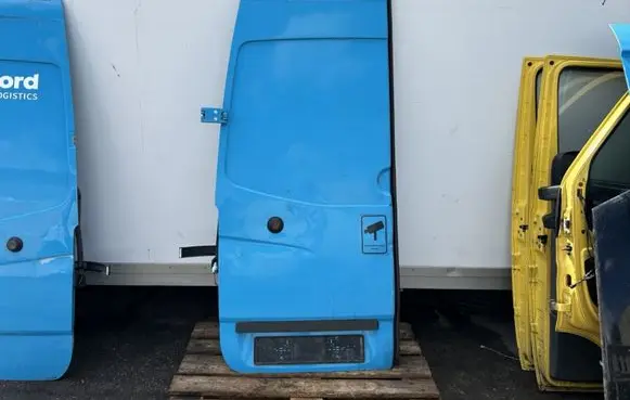 Mercedes-Benz Sprinter W906 Back/rear loading door 2E1827091Q 9067400905