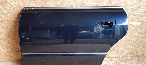 Audi A8 S8 D2 4D Rear door