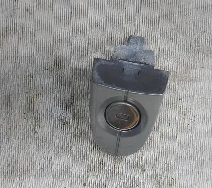 Ford S-MAX Coupe door lock (next to the handle) 