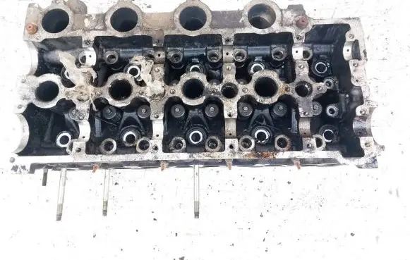 Volvo V50 Engine head 9641752010