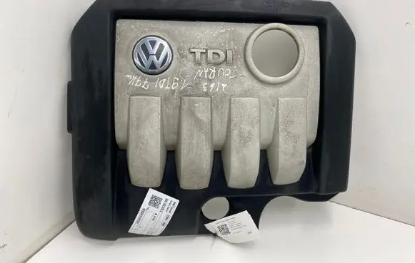 Volkswagen Touran I Engine cover (trim) 03G103925G 03G103925