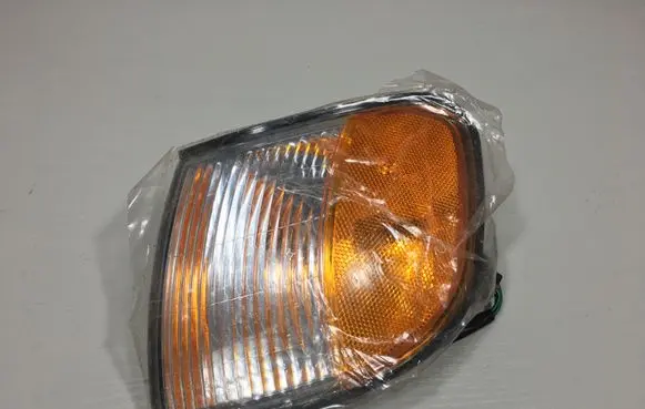 KIA Sportage Front indicator light 0K08A51050