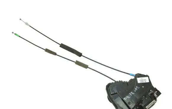 Toyota Avensis T270 Front door lock