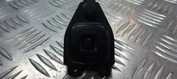 Mazda 2 Wing mirror switch