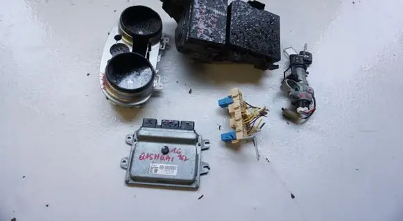 Nissan Qashqai Engine control unit/module ECU